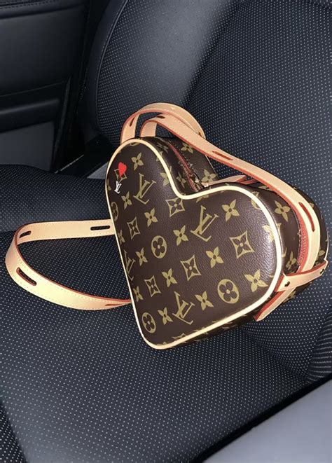 heart shaped louis vuitton purse